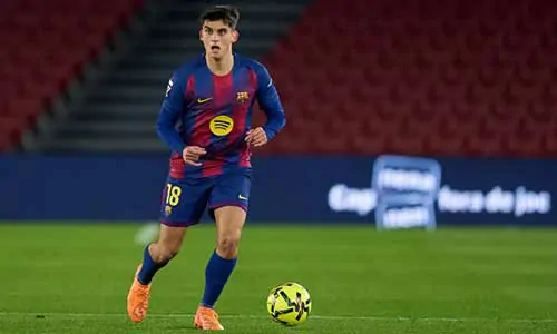 جيرارد مارتن يغيب عن تدريبات برشلونة قبل مواجهة أوساسونا